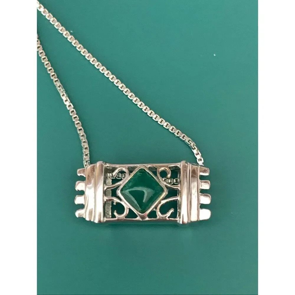 .925 Ornate Vintage Pendant with Jade Stone and Necklace Chain
